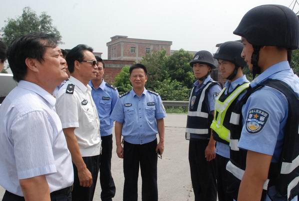 点击在新窗口打开大图