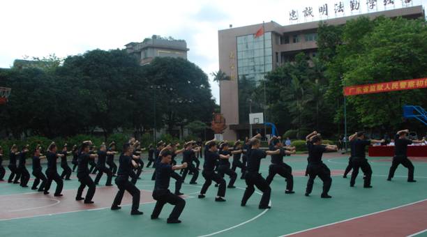点击在新窗口打开大图